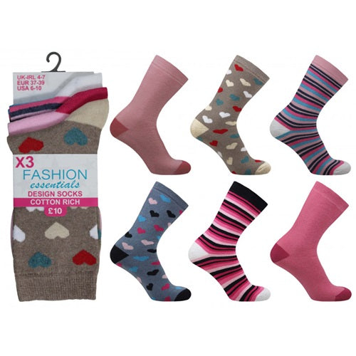 Ladies Fashion Essentials 4-7 Hearts Ankle Socks